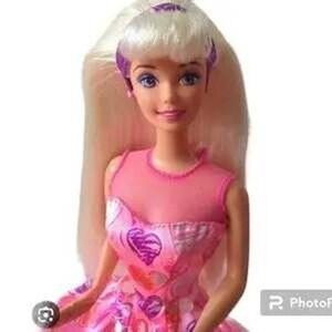 Mattel Valentine Barbie Special Edition 1997 Vintage Doll 17649 Pink Heart Dress